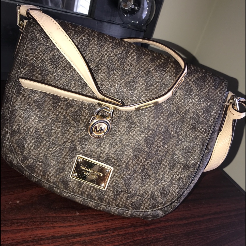 Authentic Michael Kors Small Half Dome Crossbody